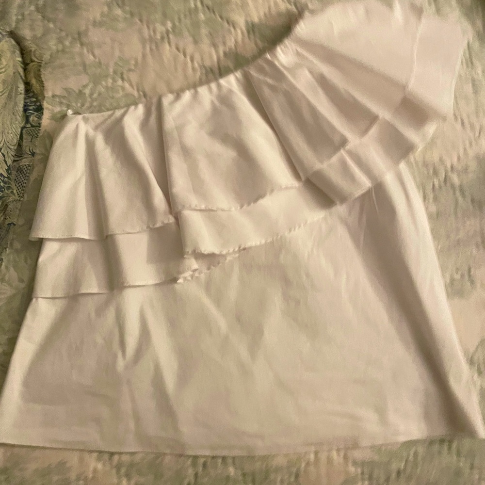 White one shoulder ruffle top
